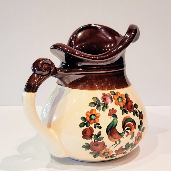 Mc coy Water Pitcher - Picture 2 of 8